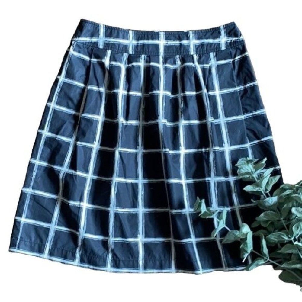 MICHAEL Michael Kors Size 6 Black & White Windowpane Pleated Skirt Size Small